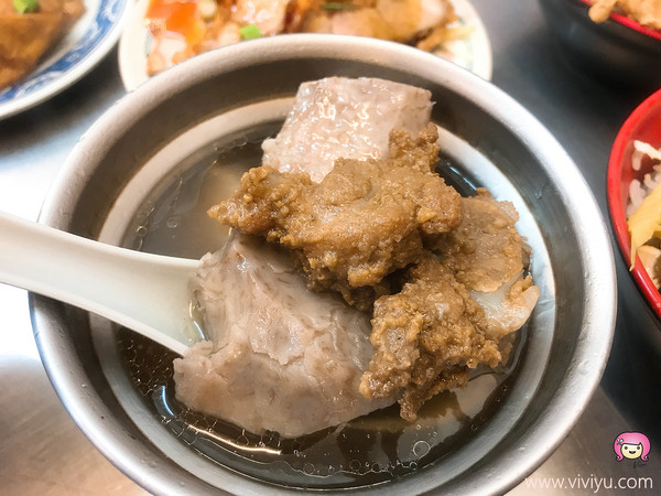 桃园庙后瓜仔肉饭。(图/VIVIYU小世界提供)