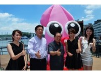 出航夜钓“锁管”　新鲜海味现钓现品尝