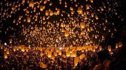 【极壮观】清迈灯祭2015场面毕生难忘