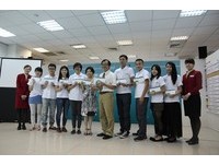“想用双手体会世界真实”　国泰助11名旅行家飞五大洲