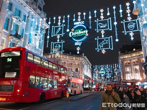 ▲英国伦敦著名购物景点牛津街Oxford Street。(图/记者赖文萱摄)