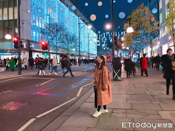 ▲英国伦敦著名购物景点牛津街Oxford Street。(图/记者赖文萱摄)