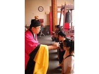 传艺中心考生祈福祭开跑　有请“台湾孔子”来加持