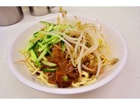 面条Q嫩弹牙　香浓“双酱凉面”还加哇沙米