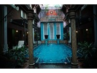 曼谷新人去哪“拍婚纱”？多彩摩洛哥风旅馆超夯