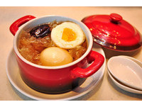 躲在白煮蛋里的地瓜！中式创意料理上桌