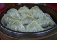 737巷必食／特制蒸饺爆汤鲜美　稳坐第一名宝座