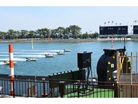 带欧吉桑出场？滨名湖竞艇“下注”不手软