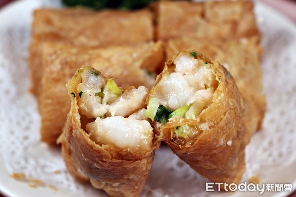 ▲金狮楼年菜餐点。(图/记者华少甫摄)
