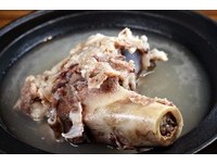 358元买排餐送火锅！ “牛肉汤底”火锅吃到饱400元有找