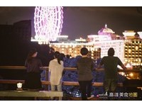 赏义大跨年烟火秘密景点！高雄人气景观咖啡厅