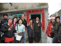 潘安邦猝逝　澎湖人心痛：旧居才刚贴上他名字的春联