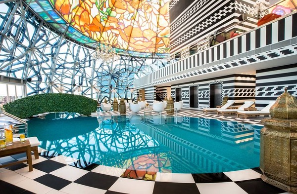 ▲杜哈新超奢旅馆Mondrian Doha。（图／Mondrian Doha粉丝页）