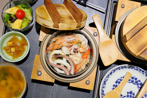 ▲两千金釜烧饭锅物。（图／橘子狗爱吃糖提供）