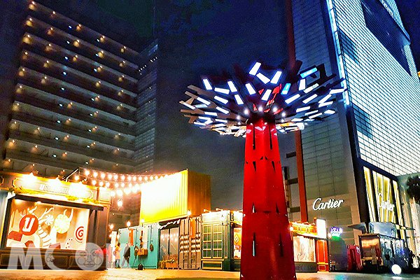 货柜市集新景点再+1复古造景旋转木马拍不完