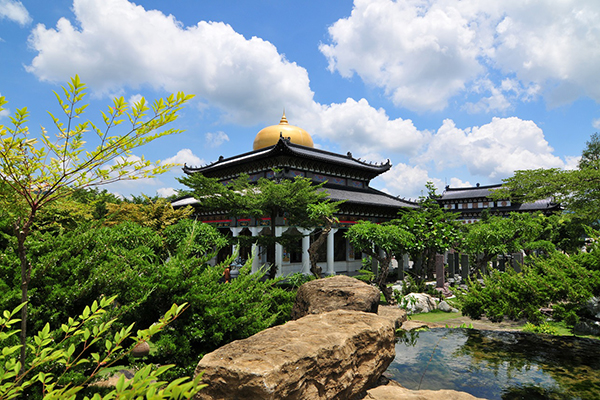 史前钟乳石阵台湾也有日式寺院来台南必游
