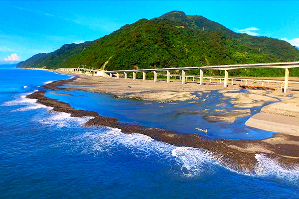 无敌海景新景点全台最美高架桥开放通车