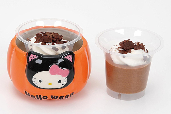 日本超商推万圣节甜点超吸睛HelloKitty商品引发话题