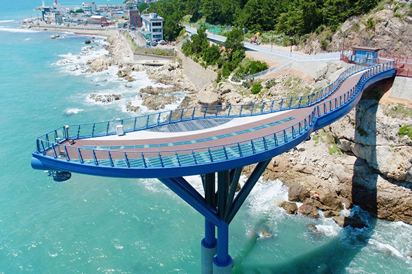 连孔刘都推荐全视野天空步道新景点