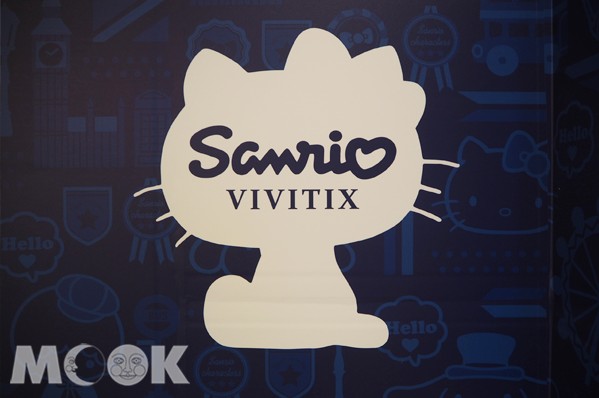 迪士尼史努比专卖店就在左右HelloKitty专卖店进驻