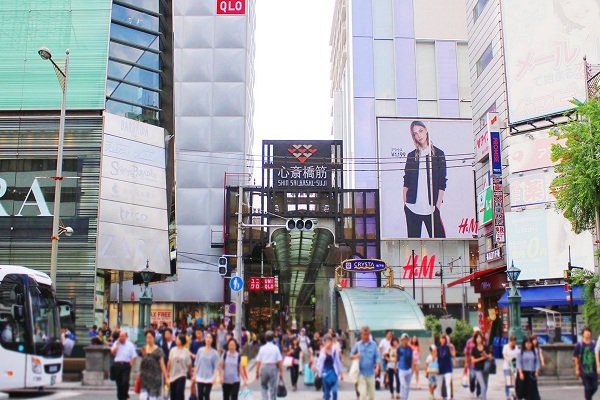 游日旅宿预算增加全球旅客增收住宿税