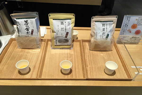 顶级高汤伴手礼排队抢购赴日必买