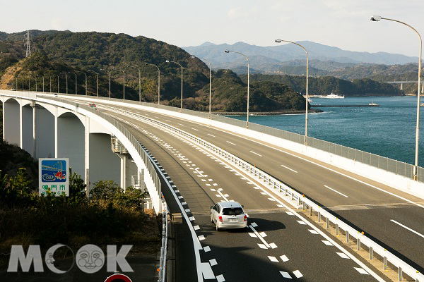 日安关西驰骋海景公路