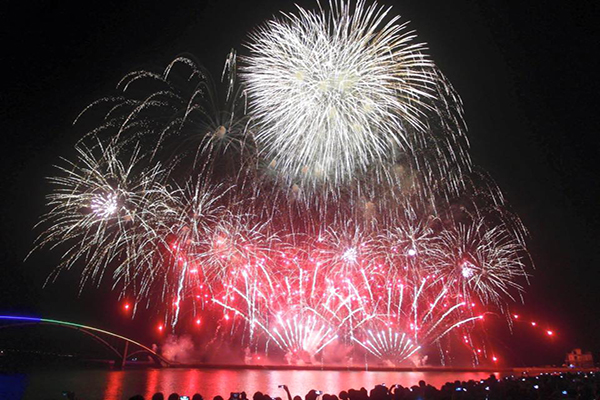 2017澎湖花火节春日灿烂登场