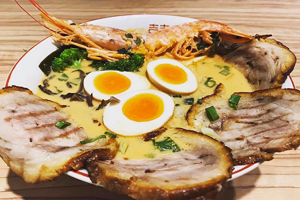 深夜食堂豪华版泡面台中消夜新景点