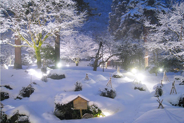 严选冬季游日必访八大雪景温泉旅馆