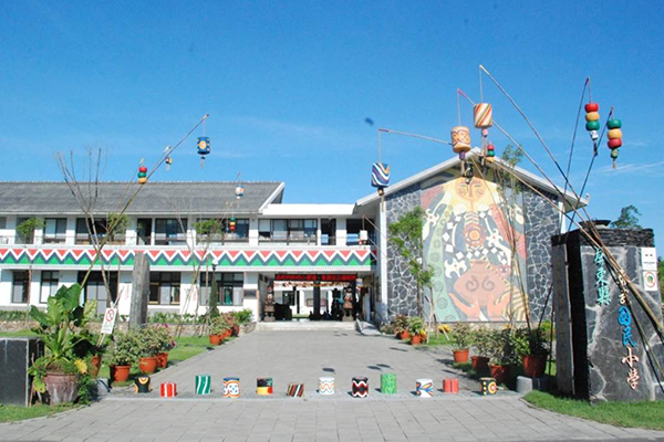 全世界最美丽小学万峦之光泰武国小
