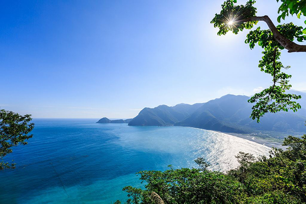 苏澳双泉泡汤超美日出海景