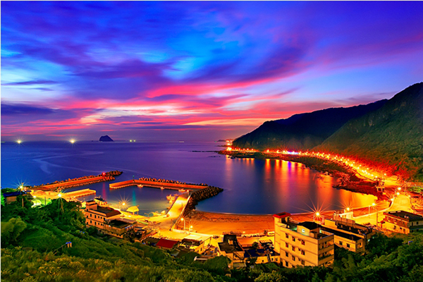 北海岸听海音乐节湖海湾之夜点亮全台