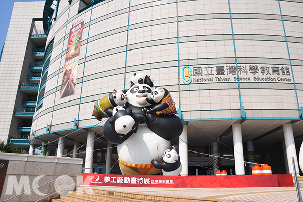 180度弧型剧场梦工厂动画特展盛大开幕