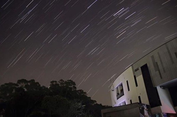 观星族出动！英仙座流星雨最大值来临