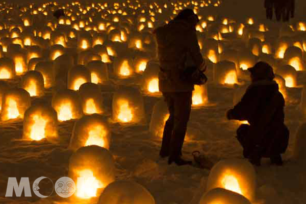 雪白色的浪漫日本必访十大梦幻雪祭