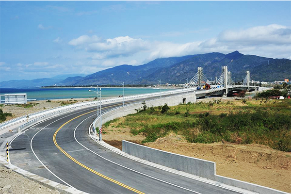 玩垦丁不塞车屏东最美滨海道路启用