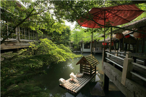 旅居山中桃花源苗栗卓也小屋