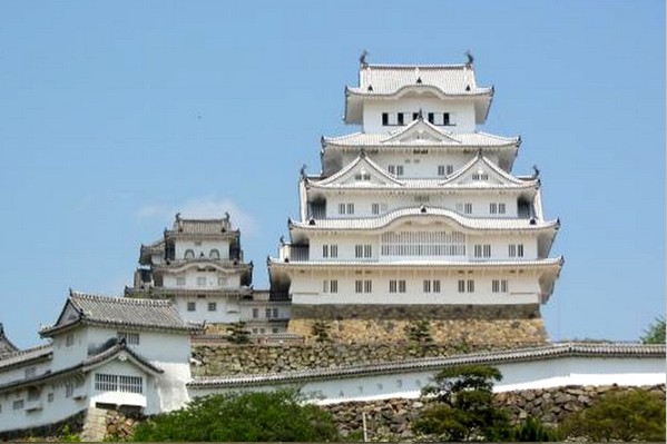世界遗产姬路城大天守遭无人机撞击