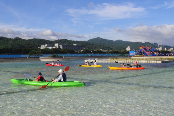 来大佳玩水20种玩水设施独木舟水滚桶吸睛