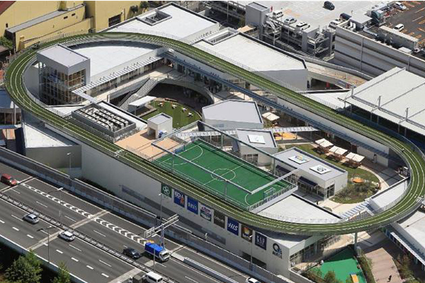逛街跑起来！大阪商场打造空中操场成话题