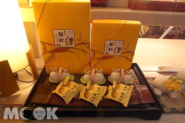 犁记重新出发日港等地观光客喜购凤梨酥