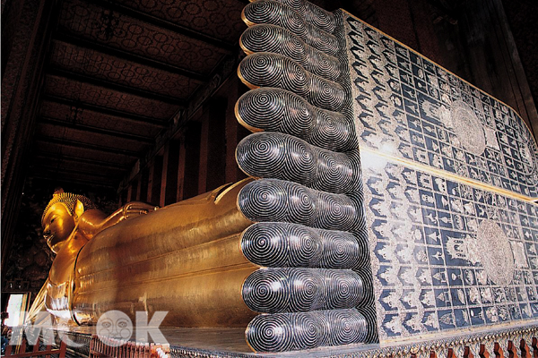 曼谷必游金碧辉煌卧佛寺
