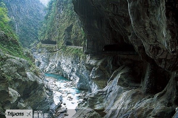 清凉一夏拜访太鲁阁神秘谷