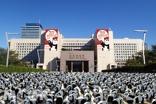 1600只纸猫熊作客台北200只纸台湾黑熊两厅院接风