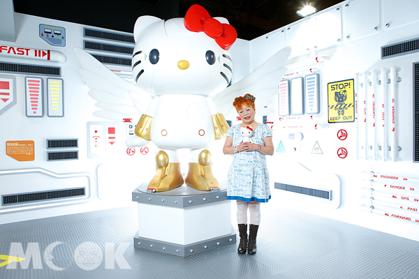 RobotKitty接力黄色小鸭未来乐园12月前进高雄