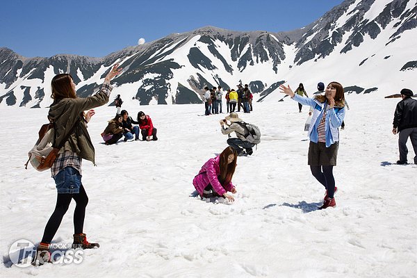 富山直送太鼓秀立山黑部20米雪壁避暑好去处