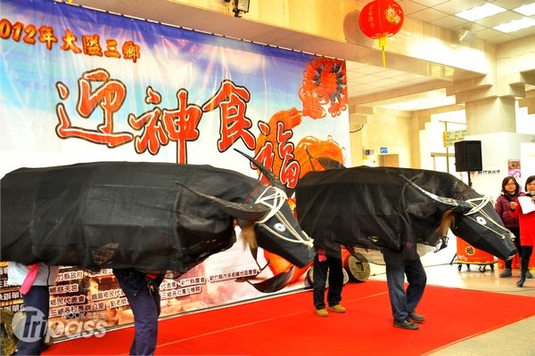 新竹北埔妈祖绕境客家“打中午”办桌吃平安