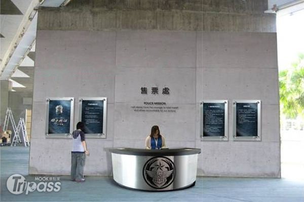 电影场景开放参观痞子英雄春节专车今上路