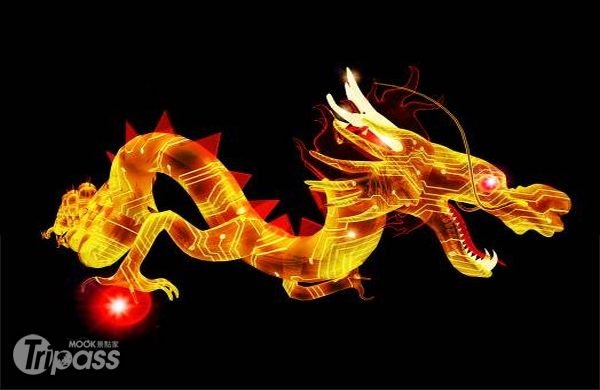 北中彰龙年主灯吸睛PK唯一水岸灯会在高雄